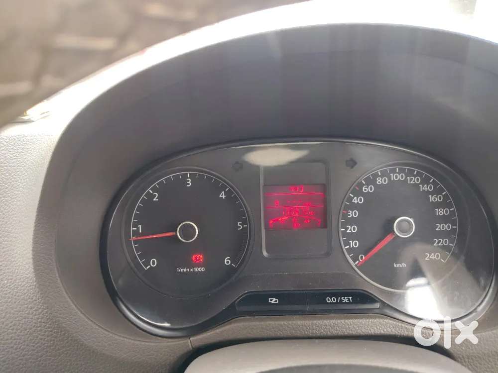 Volkswagen Vento 1.6 Highline Plus 2012