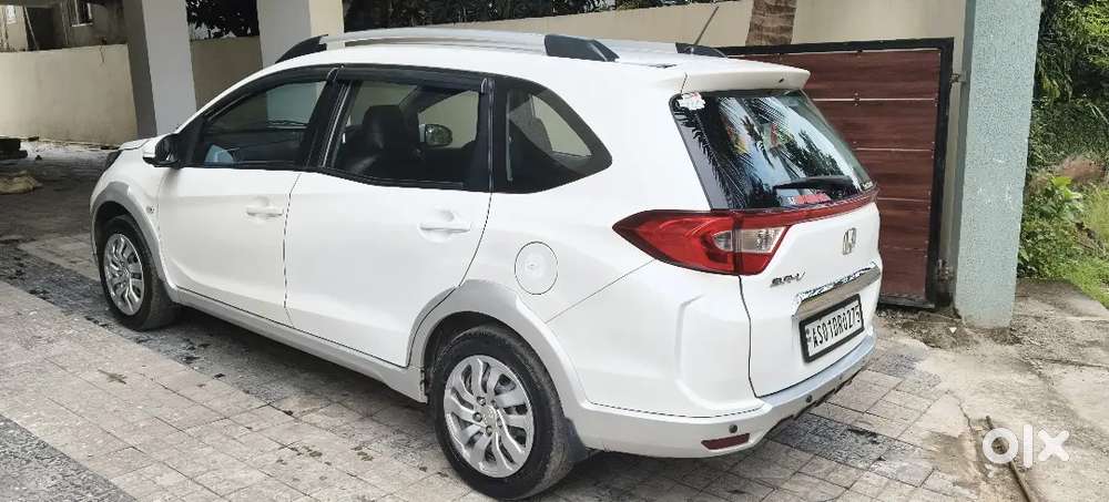 1st Owner Honda Br-v 2018 Petrol In Mint Condition