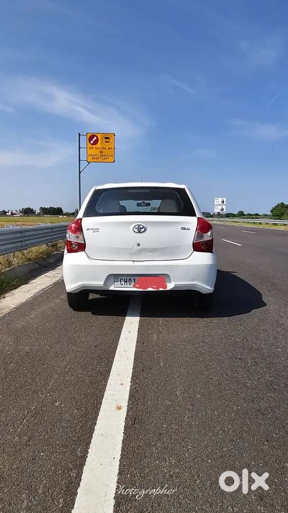 Toyota Etios Liva 2014 2nd Owner A Chandigarh Number