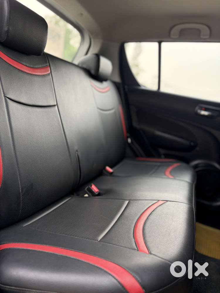 Maruti Suzuki Swift Vxi With Abs, 2012, Petrol