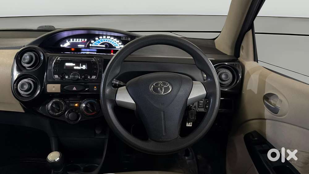 Toyota Etios Liva 1.2 V, 2018, Petrol