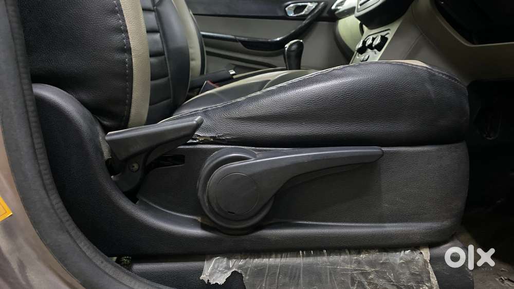 Tata Tiago 1.2 Revotron Xz, 2016, Petrol