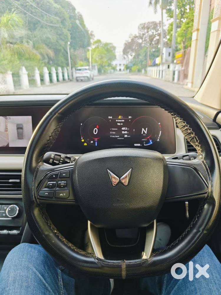Mahindra Xuv700 2.2 Ax 5 Diesel At 7 Str, 2023, Diesel