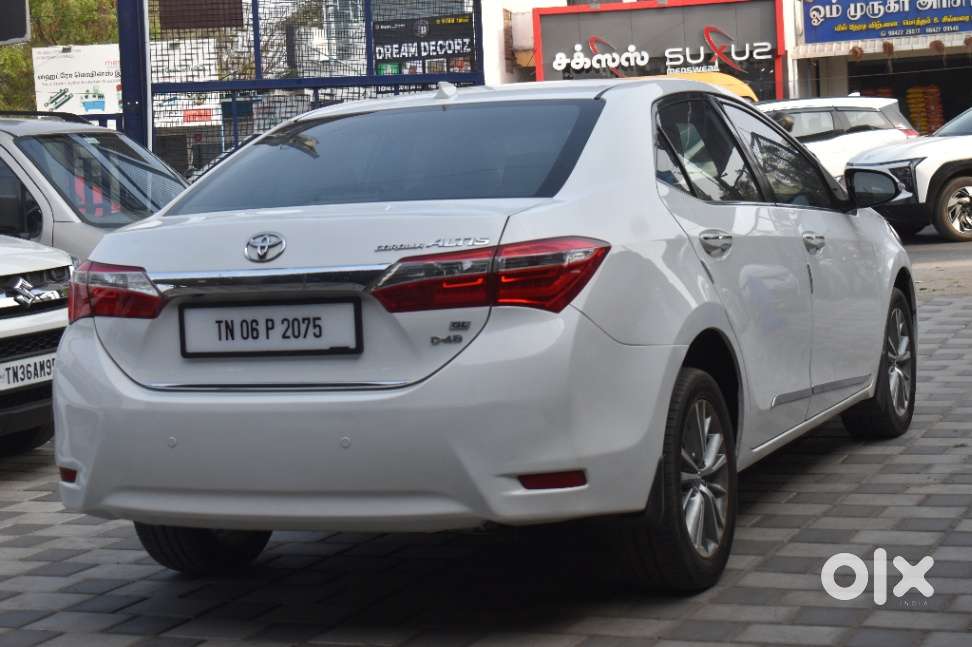 Toyota Corolla Altis 2013-2017 D-4d G, 2015, Diesel