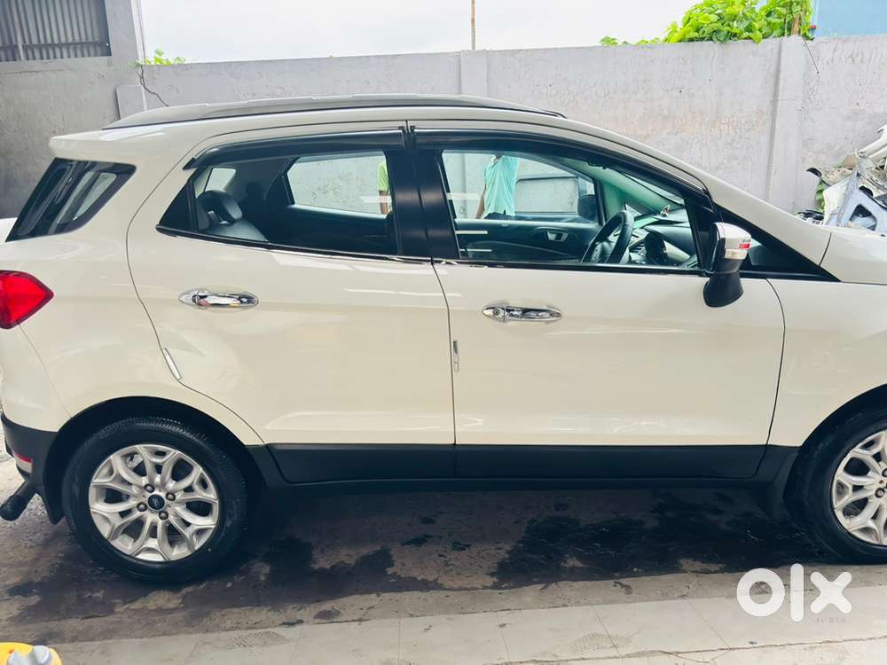 Ford Petrol 2017 Drive