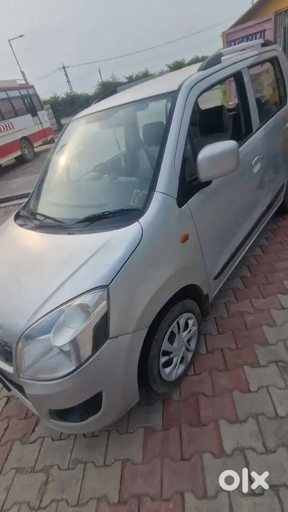 Maruti Suzuki Wagon R 2015 With Cng & Hybrids