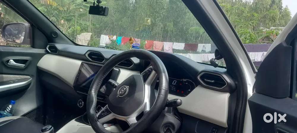 Nissan Magnite 2021 Petrol 75000 Km Driven