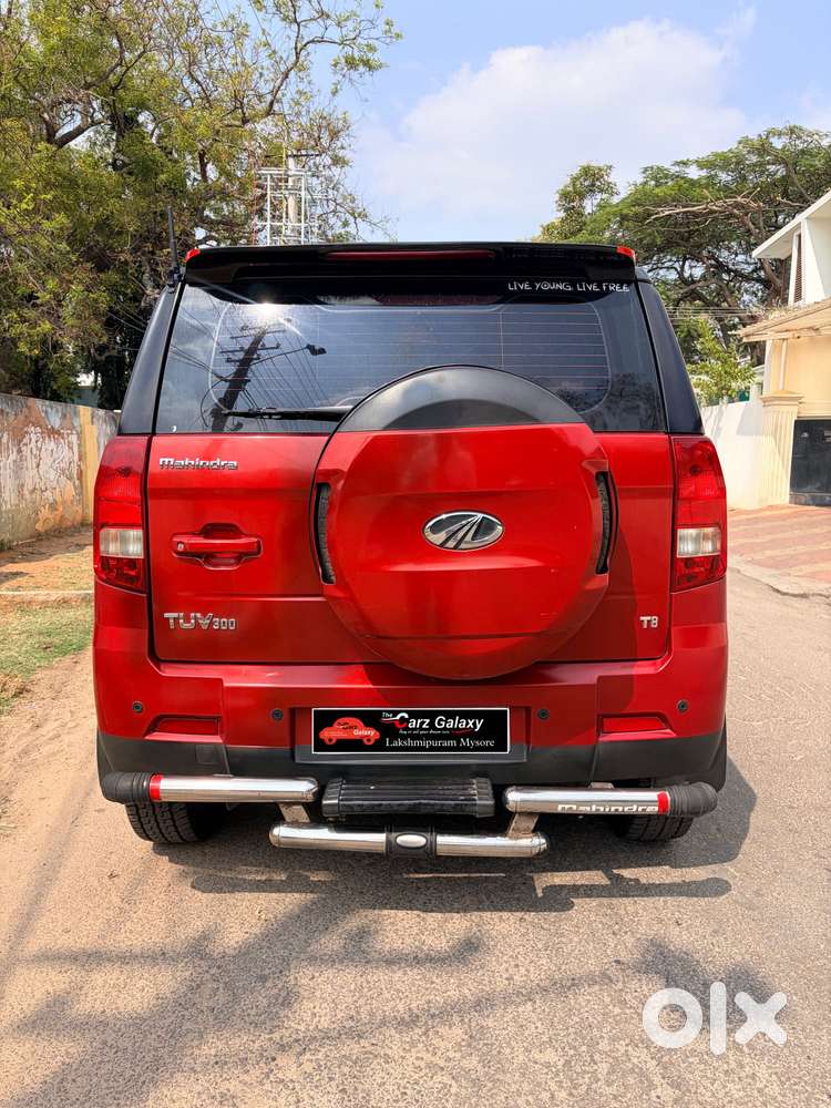 Mahindra Tuv 300