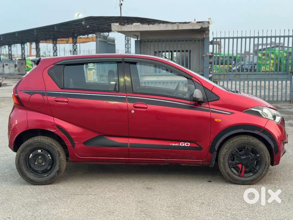 Brand New Car Hai Koe Bhi Kaam Nahi Hua Hai Bahar Se
