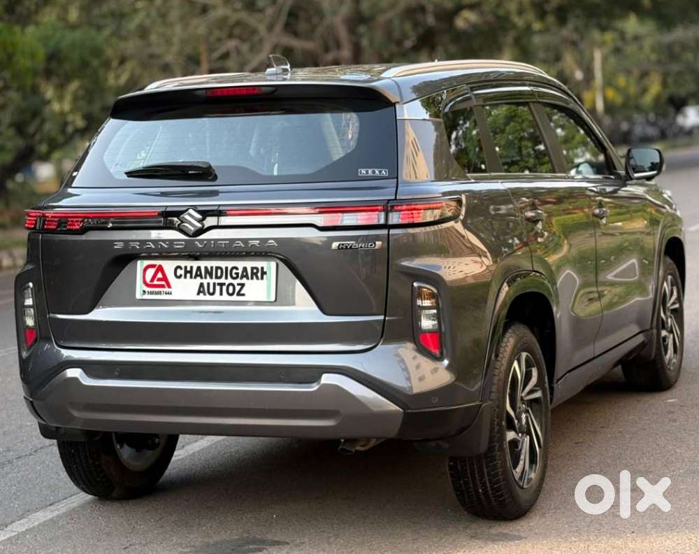 Maruti Suzuki Grand Vitara 1.5 Alpha Plus Intelligent Hybrid Ecvt, 2..