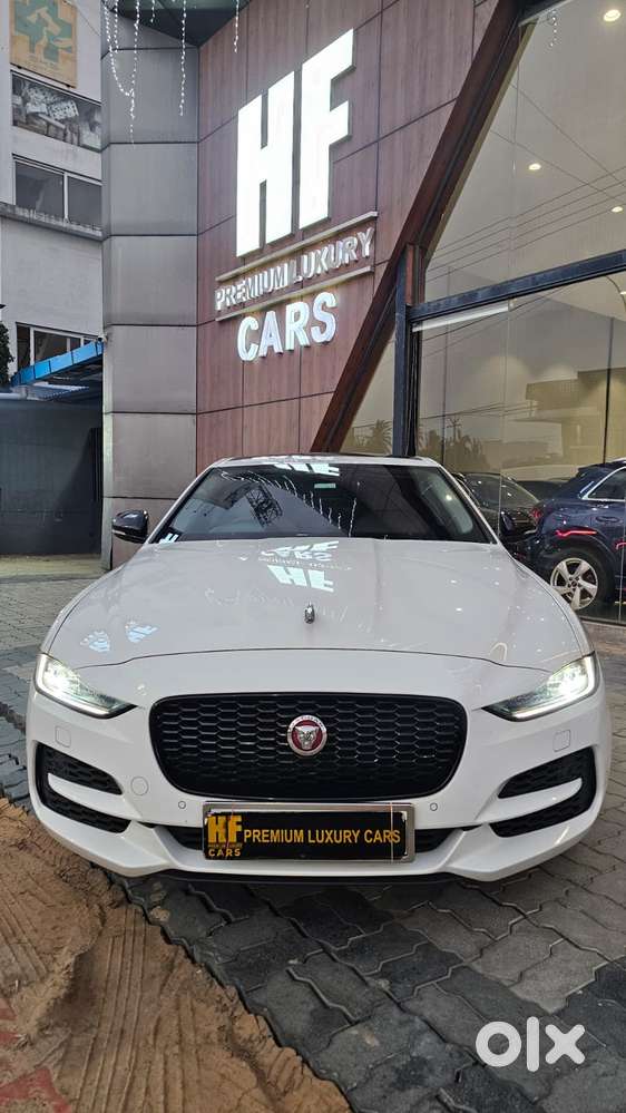 Jaguar Xe, 2021, Petrol