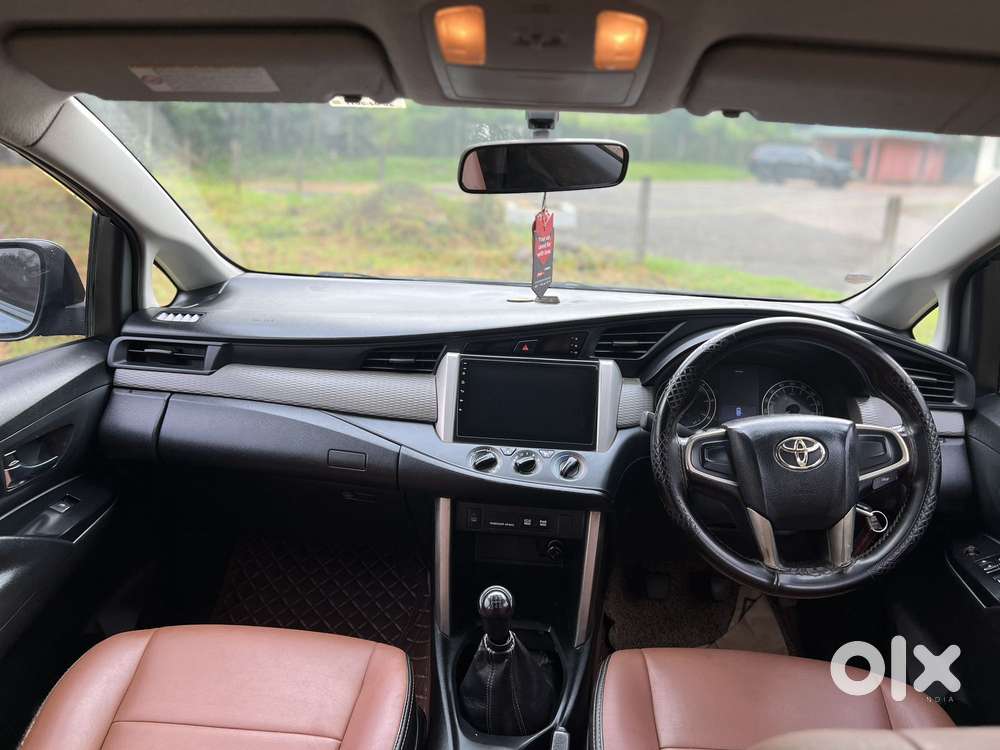 Toyota Innova Crysta 2.4 G Mt, 2016, Diesel