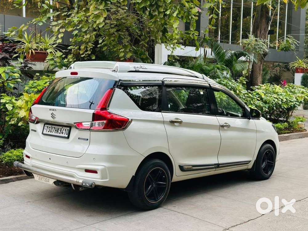 Maruti Suzuki Ertiga Vxi At Petrol, 2020, Petrol