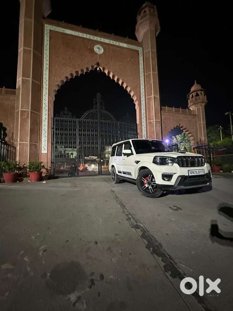 Mahindra Scorpio Classic 2023 Diesel 52000 Km Driven