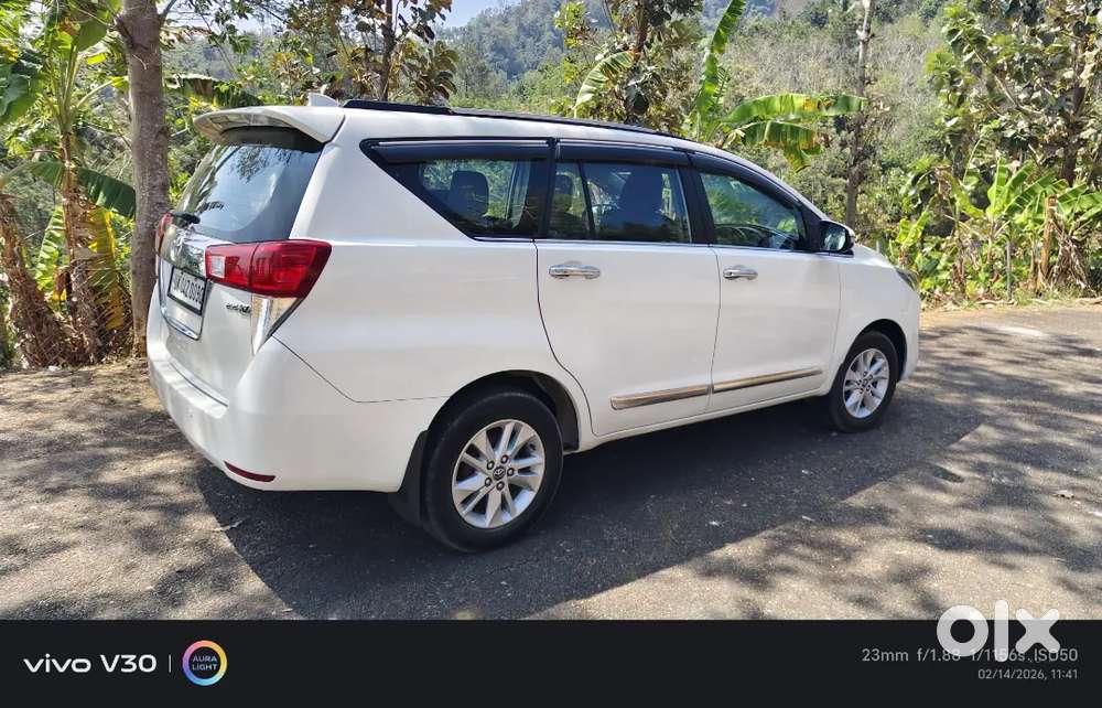 Toyota Innova Crysta