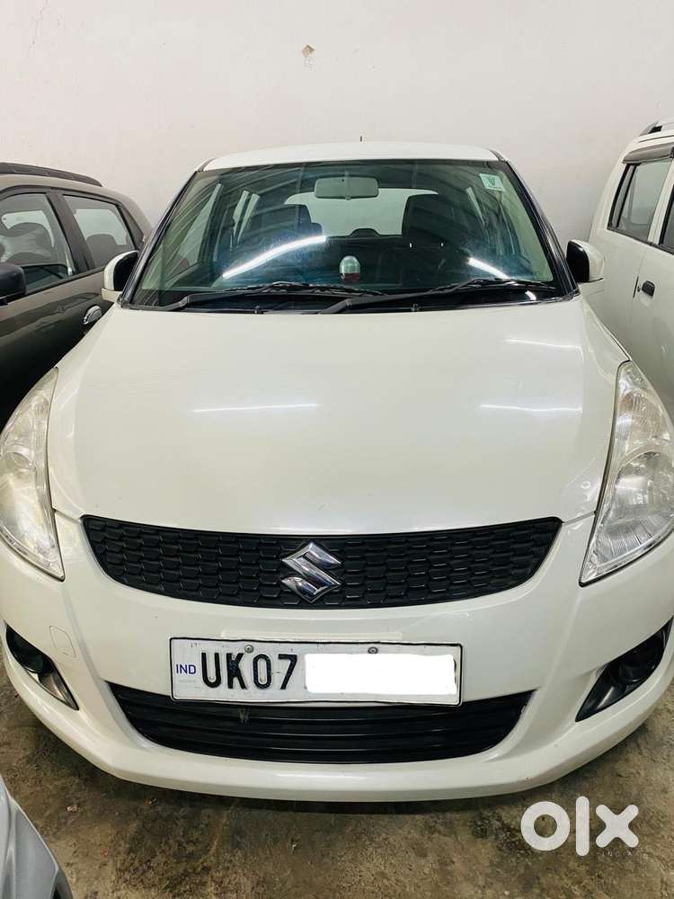 Maruti Suzuki Swift Vxi Optional, 2013, Petrol