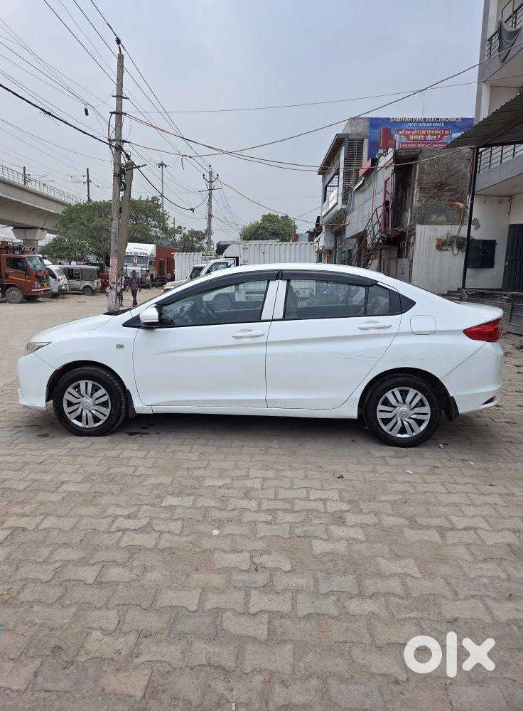 Honda City I-dtec V, 2016, Diesel