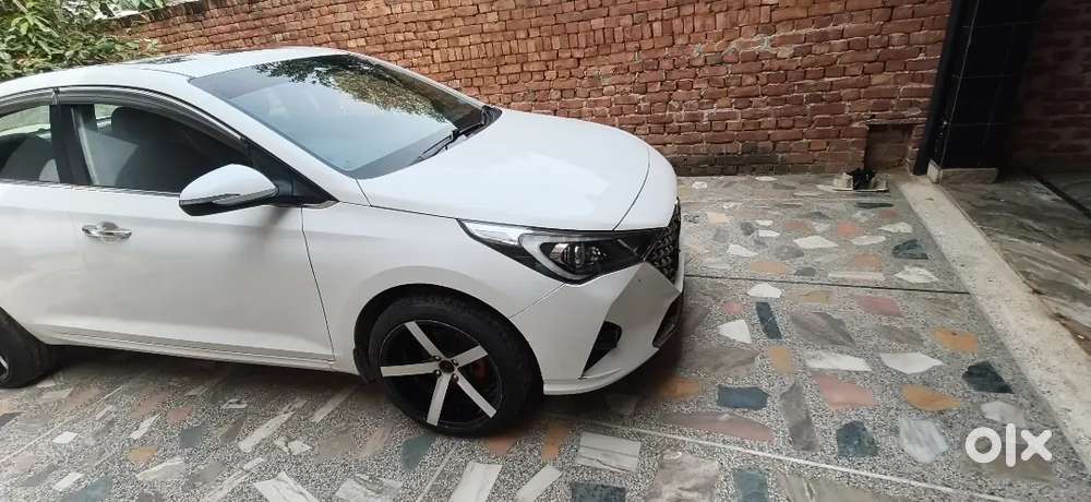 Hyundai Verna 1.5 Petrol 2023