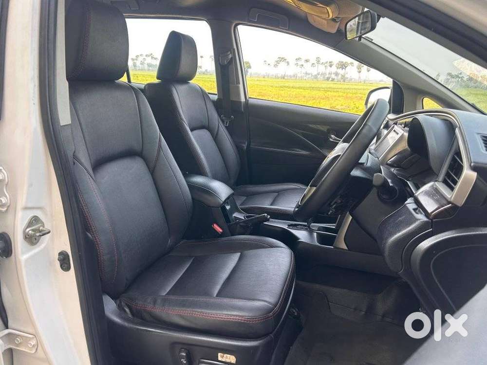 Toyota Innova Crysta 2.8z Automatic, 2017, Diesel