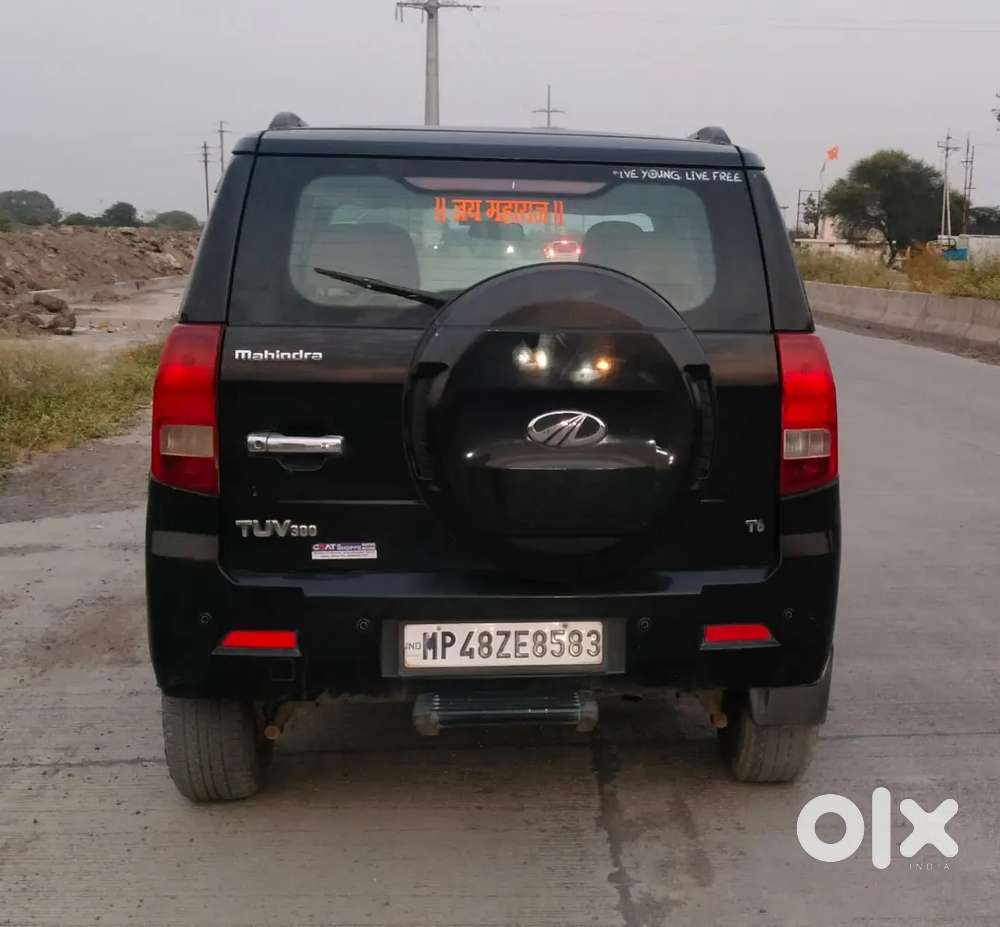 Mahindra Tuv 300 2017