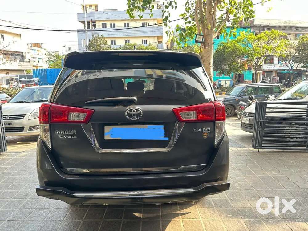 Toyota Innova Crysta 2021 Diesel Well Maintained