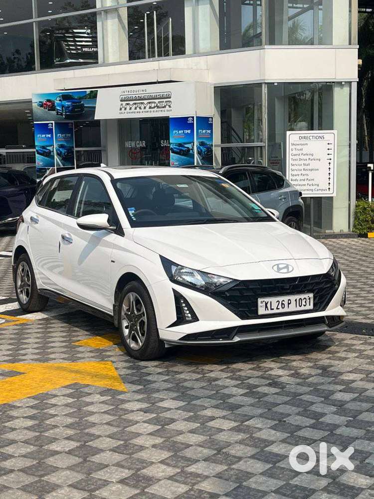 Hyundai I20 Sportz 1.2 Ivt, 2024, Petrol