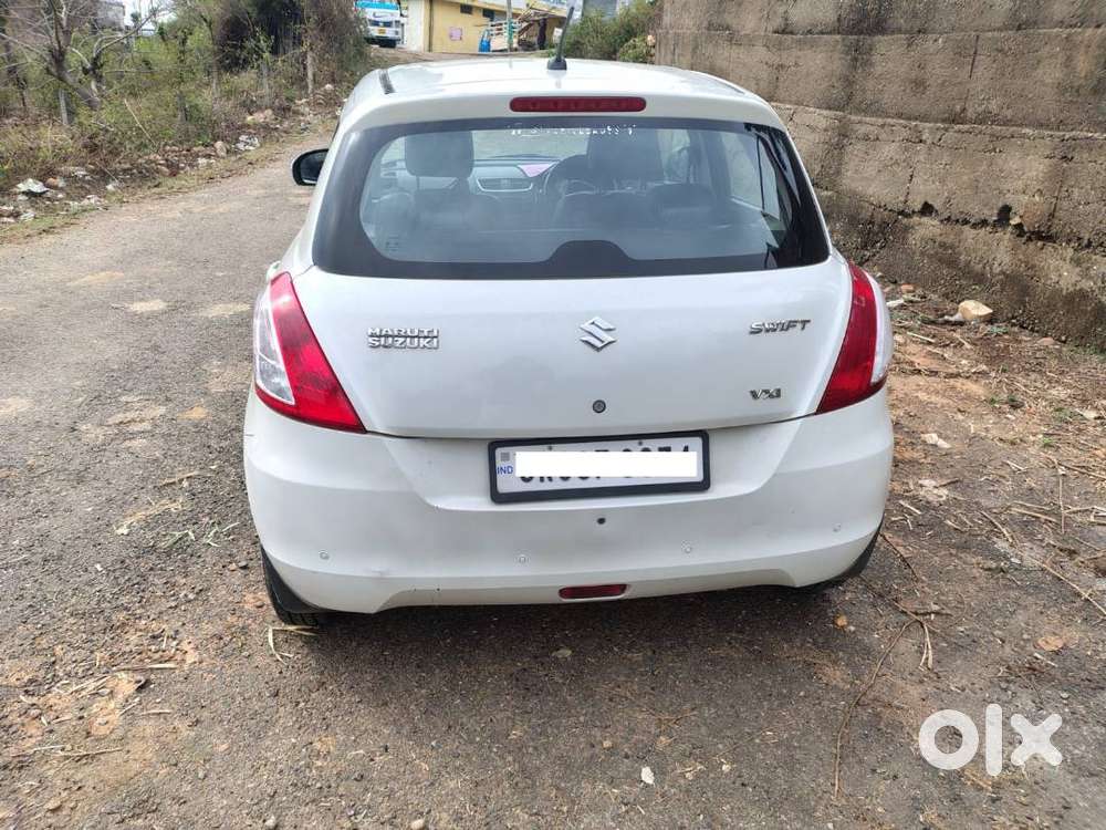 Swift 2017 Model Rs 4 Lacs Only