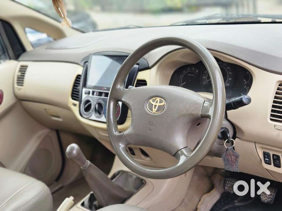 Toyota Innova 2.5 E 7 Str, 2006, Diesel