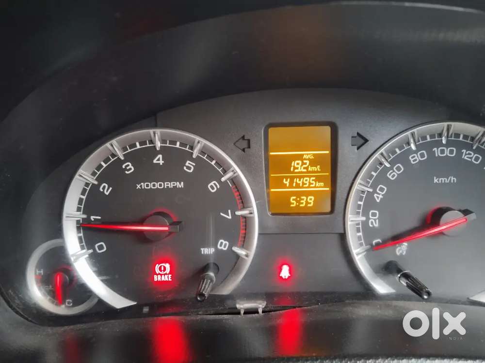 Swift Vxi Petrol 2015 Single Owner 41500