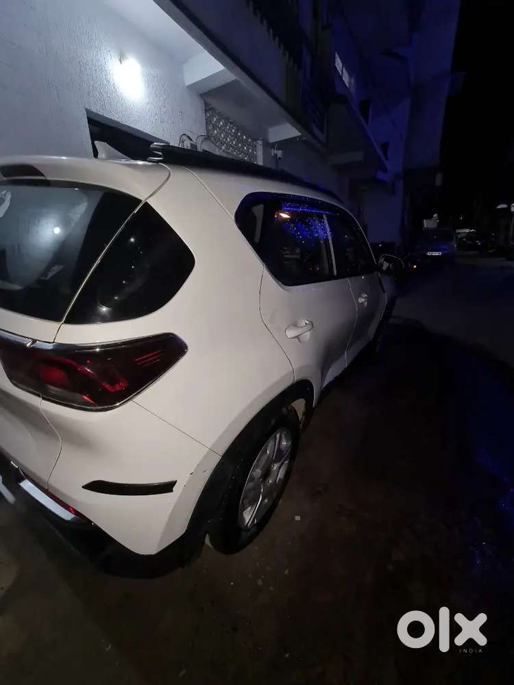 Kia Sonet Htk 1.2 Petrol Showroom Condition