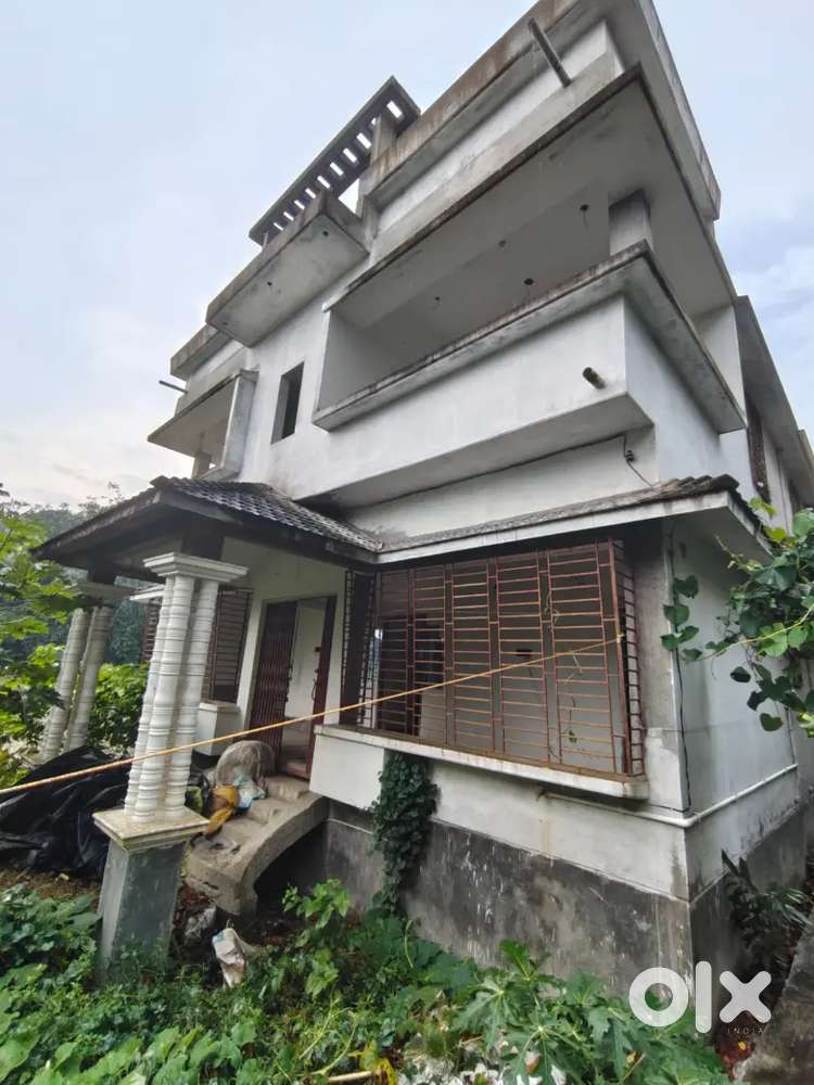 3kata land 2 flor house Rent