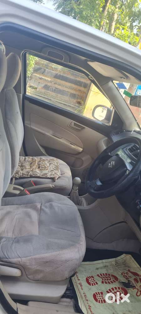Maruti Suzuki Swift Dzire 1.2 Lxi (o), 2017, Petrol