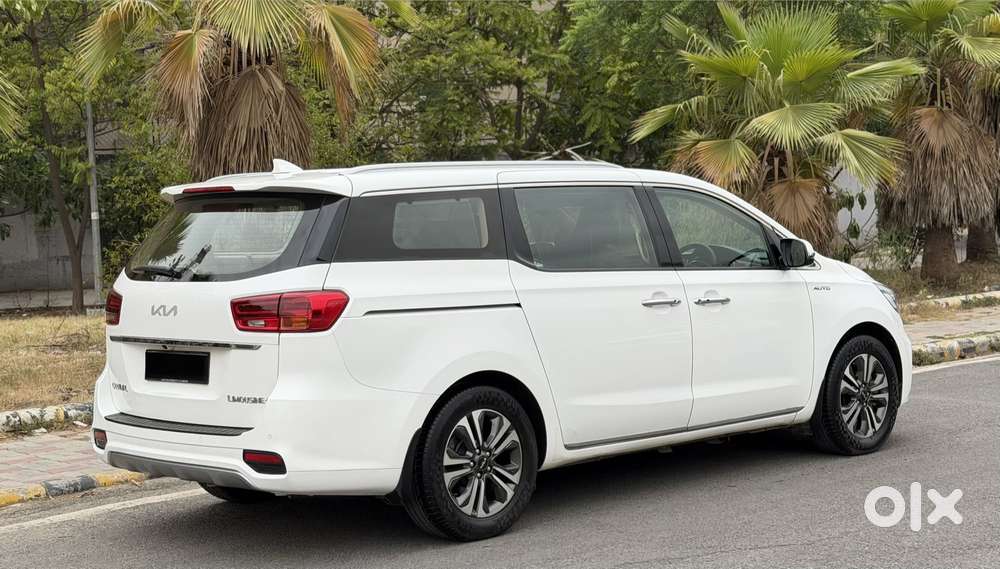 Kia Carnival Limousine Plus 7 Str, 2022, Diesel