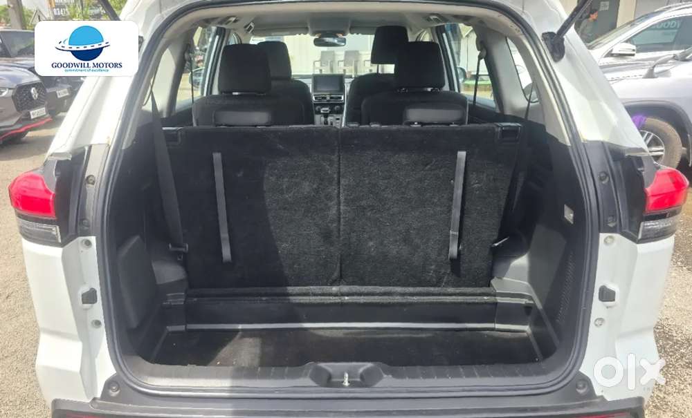 Toyota Innova Hycross 2.0 Gx 7 Str, 2023, Petrol