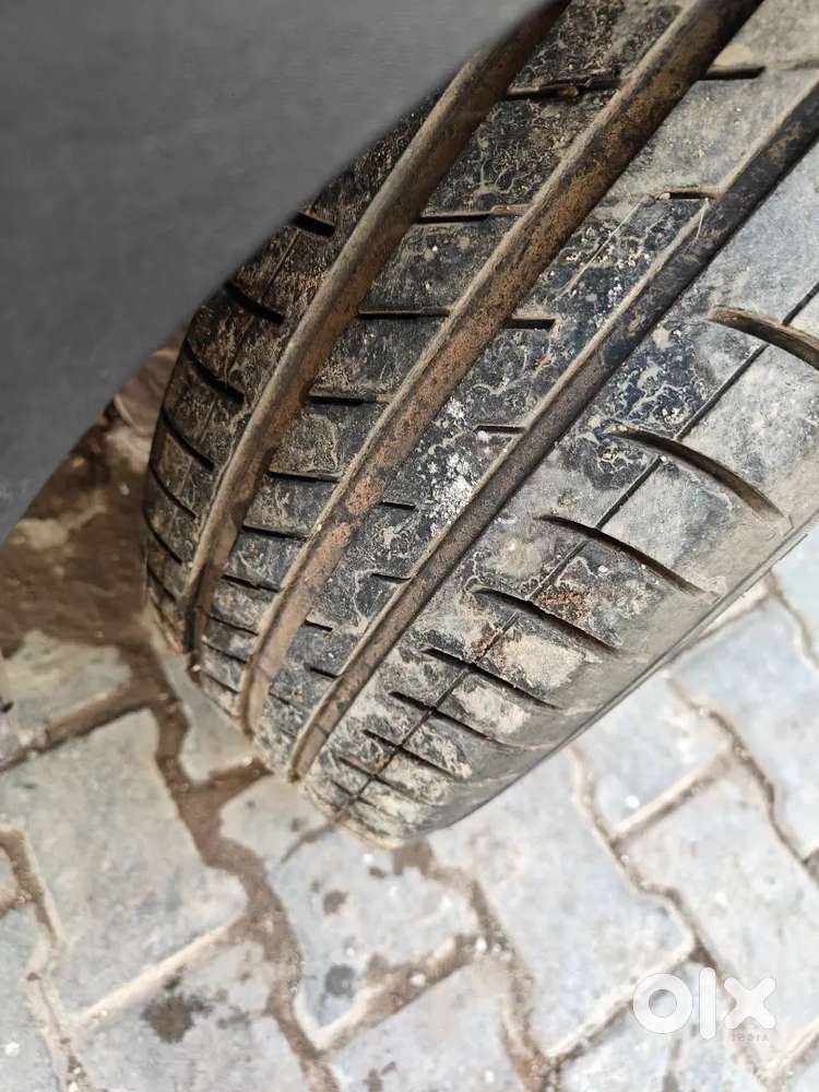 Mahindra Xuv300 2023 Petrol 16000 Km Driven