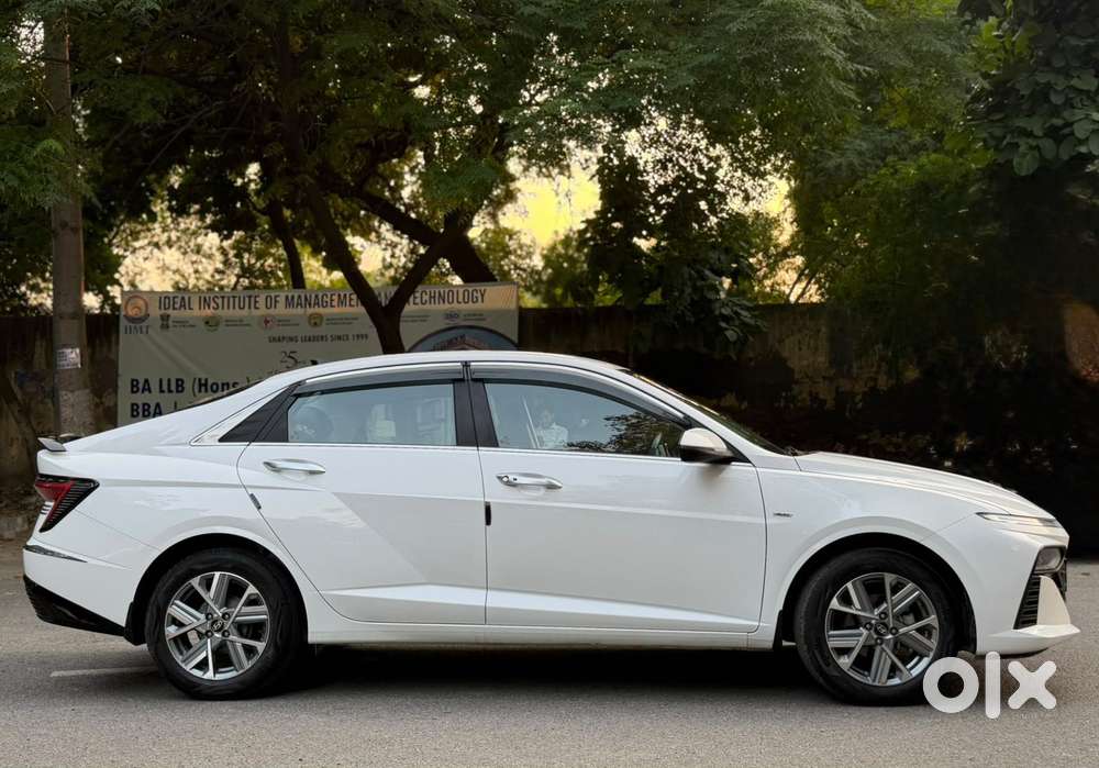 Hyundai Verna 1.5 Sx Ivt, 2025, Petrol