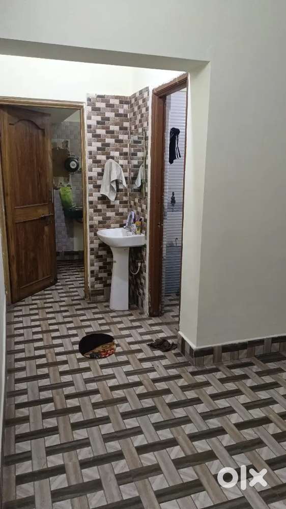 1Bhk , commercial in Rasulgarh,near Urmi hotel