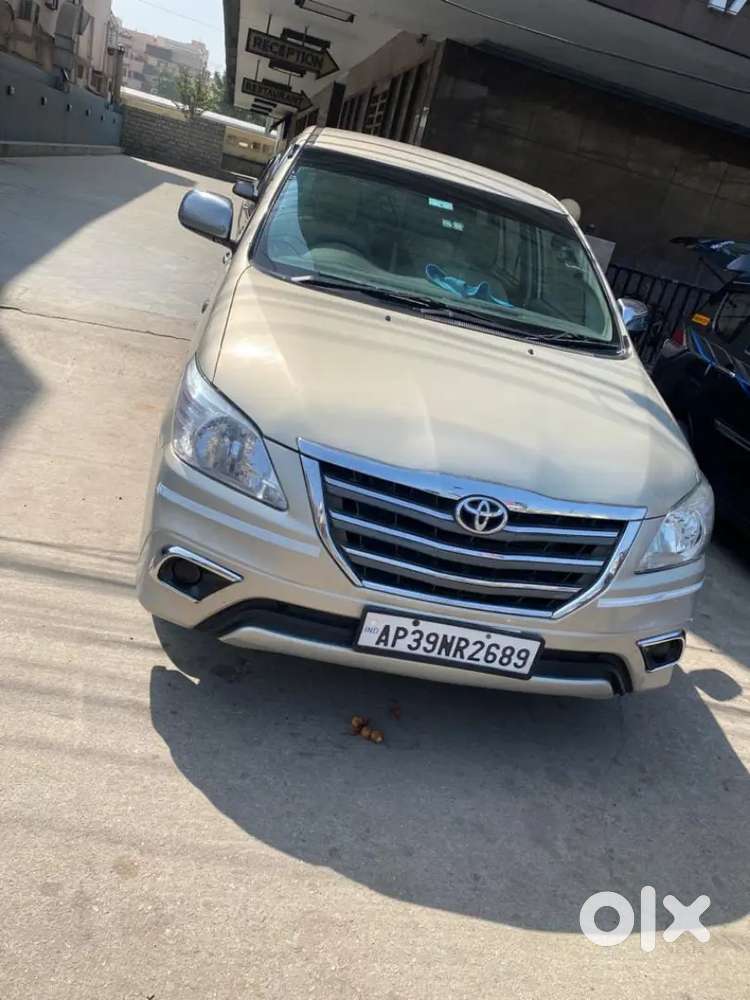 Toyota Innova 2.5 Vx 2014