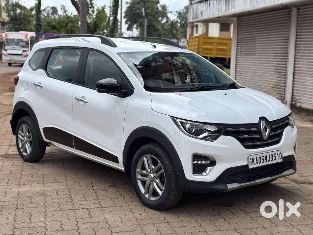 Renault Triber Rxz, 2023, Petrol