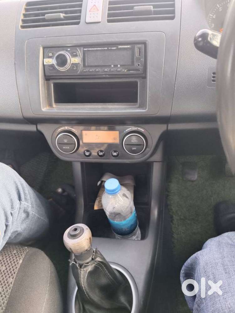 Maruti Suzuki Swift 2004-2010 1.3 Zxi, 2005, Petrol