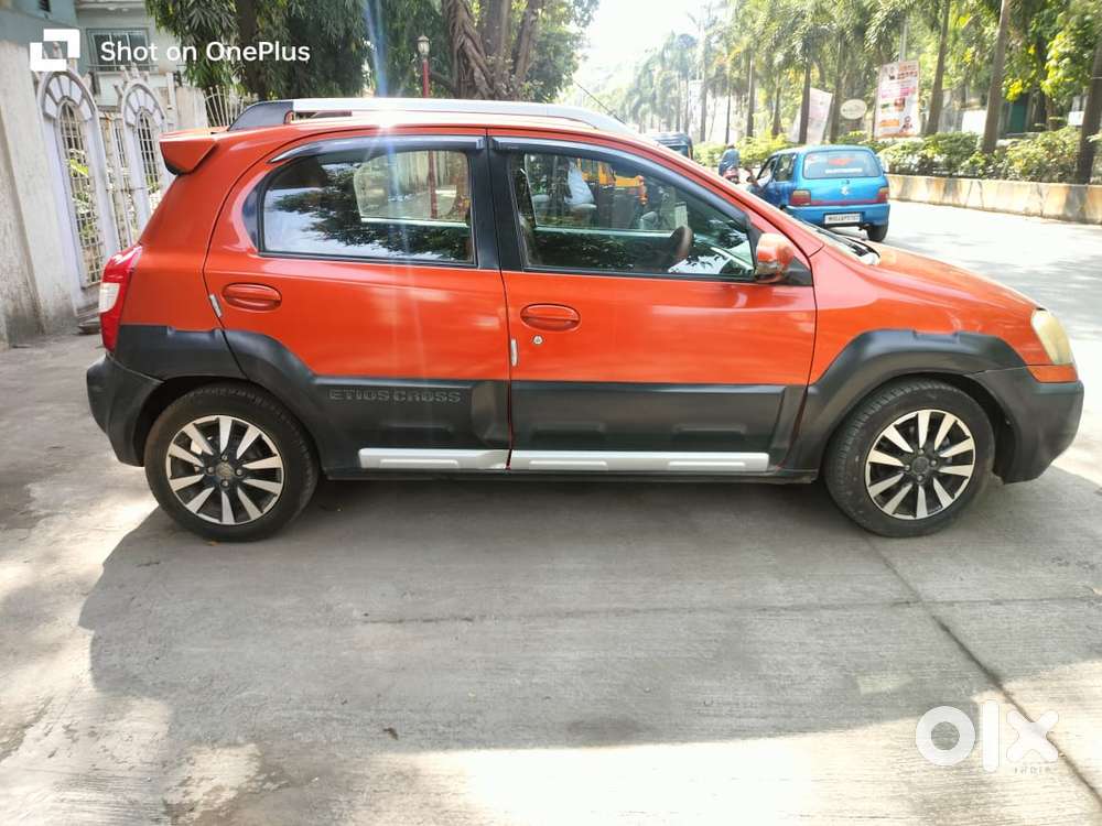 Toyota Etios Cross 1.2l G, 2015, Petrol