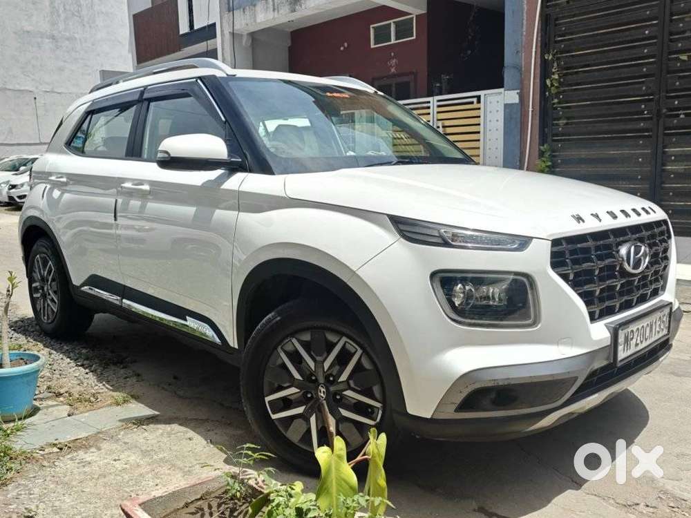 Hyundai Venue Sx Mt, 2022, Diesel