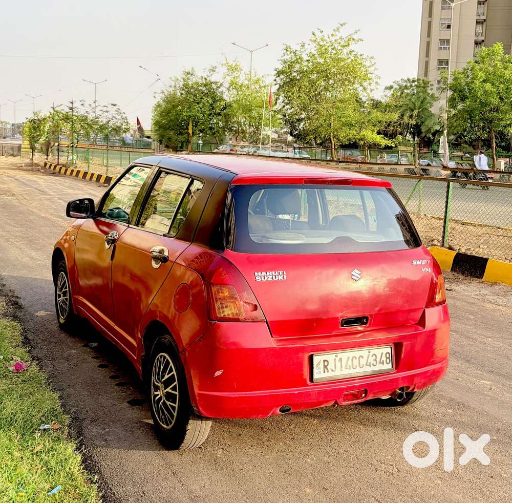 Maruti Suzuki Swift Lxi Bsiii, 2006, Petrol
