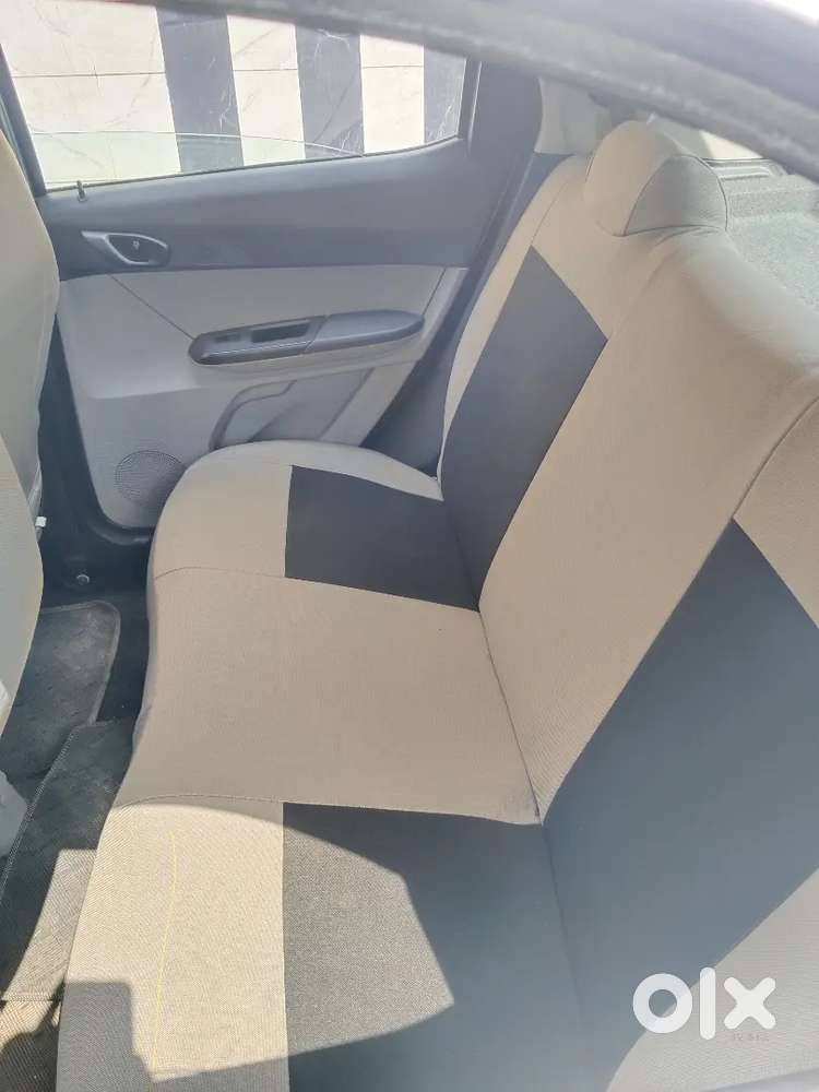 Tata Tiego Petrol