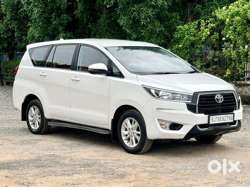 Toyota Innova Crysta 2.4 G Mt 7 Str, 2023, Diesel