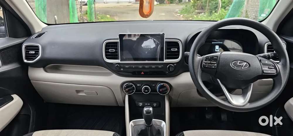 Hyundai Venue Sx 1.2 Mt Knight Edition, 2025, Petrol