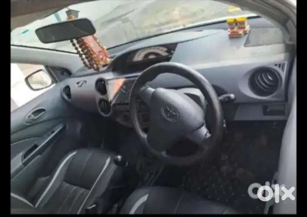 Toyota Etios 2013 Petrol
