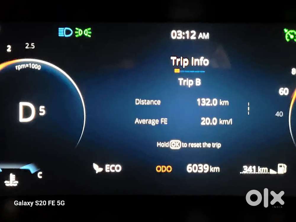 Tata Safari Adventure Plus Dark Edition At