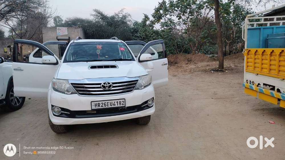 Dec 2013 Model Fortuner 4x2 White  1 Year Insurance  3rd Owner  All Ac