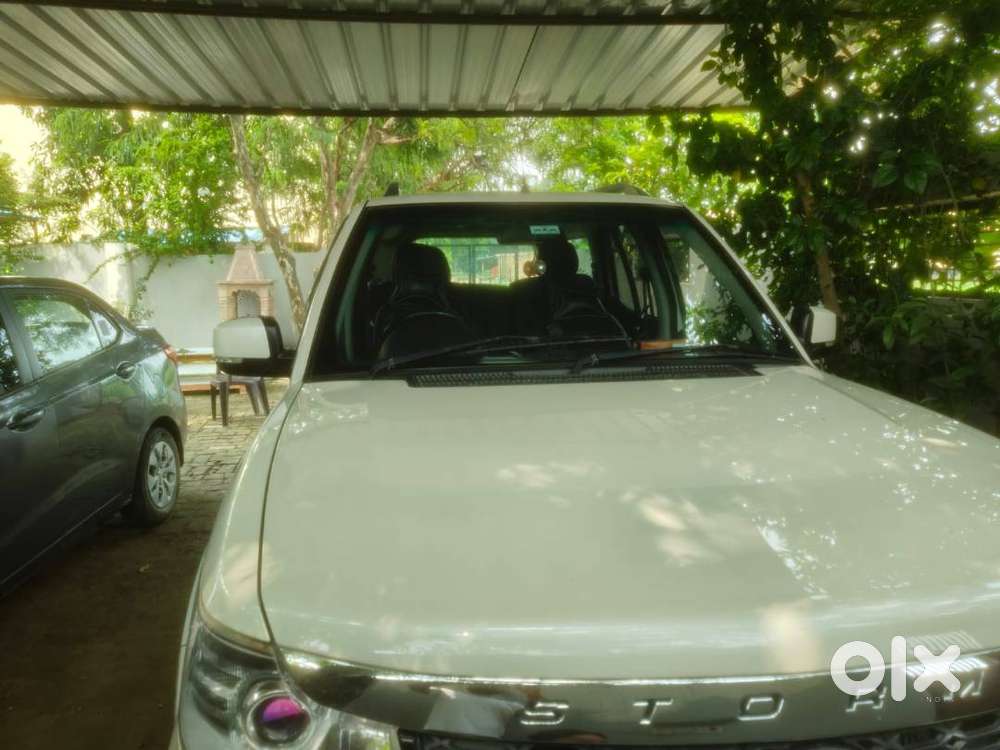 Tata Safari Strome In Good Condition